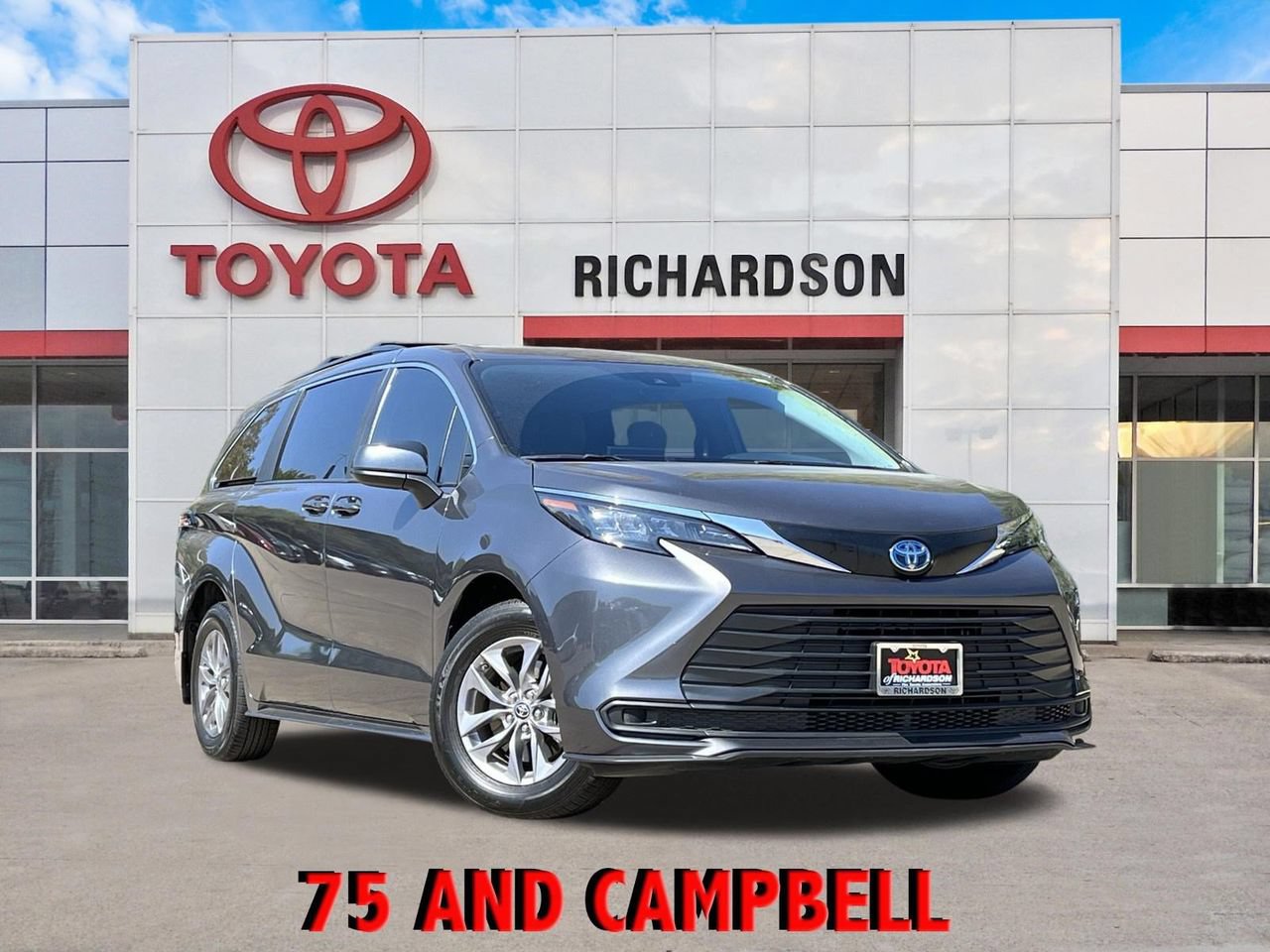 Used 2025 Toyota Sienna LE