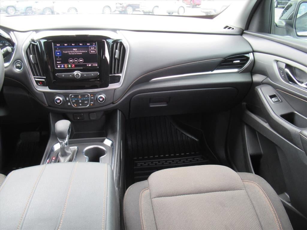 Used 2021 Chevrolet Traverse LS FWD image 14