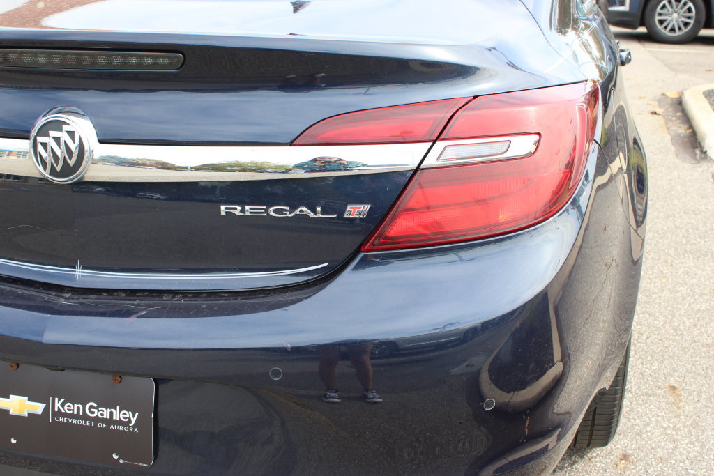 Used 2015 Buick Regal Premium w/ Experience Buick Package FWD image 30