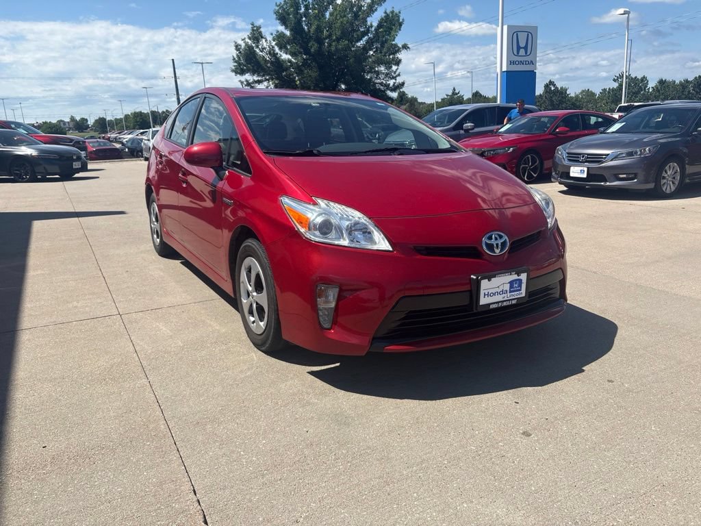 Used 2015 Toyota Prius Two FWD image 3