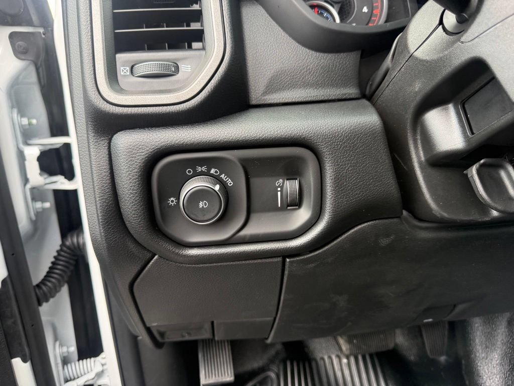 New 2026 RAM 5500 Tradesman w/ Chrome Appearance Group AWD/4WD image 18
