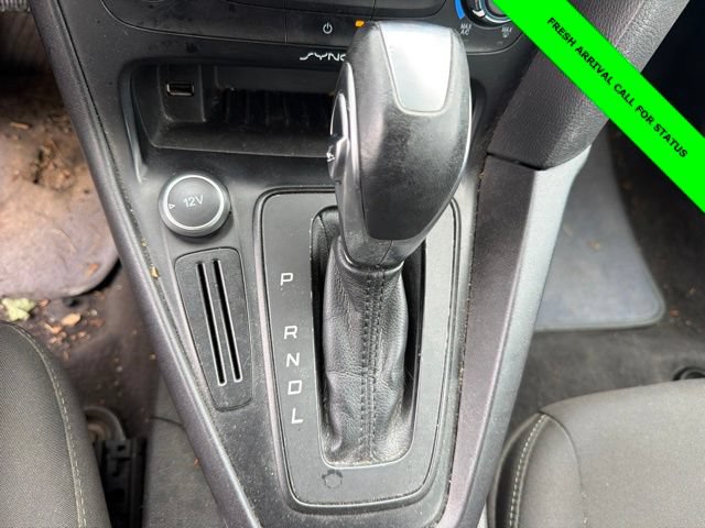 Used 2015 Ford Focus SE FWD image 28