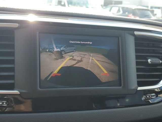 Used 2023 Chrysler Voyager LX FWD image 21