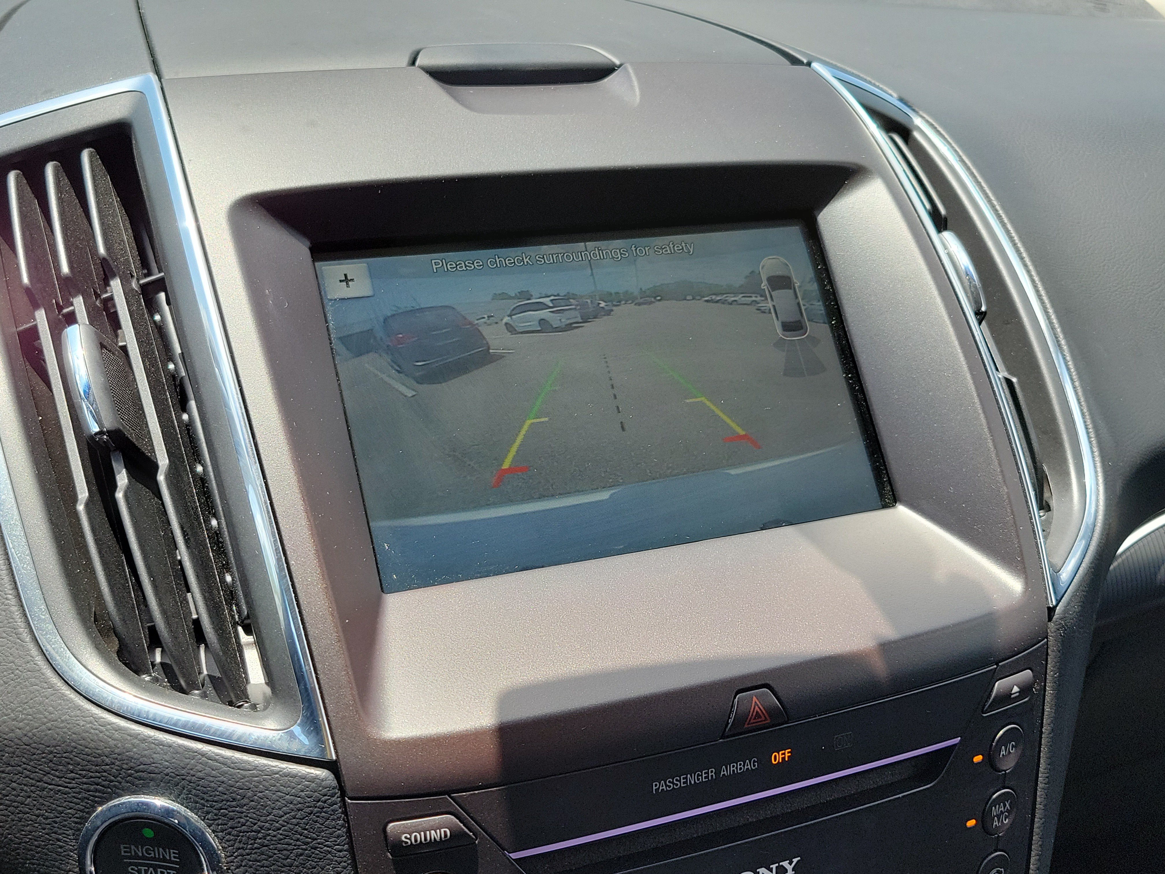 Used 2018 Ford Edge Titanium FWD image 32
