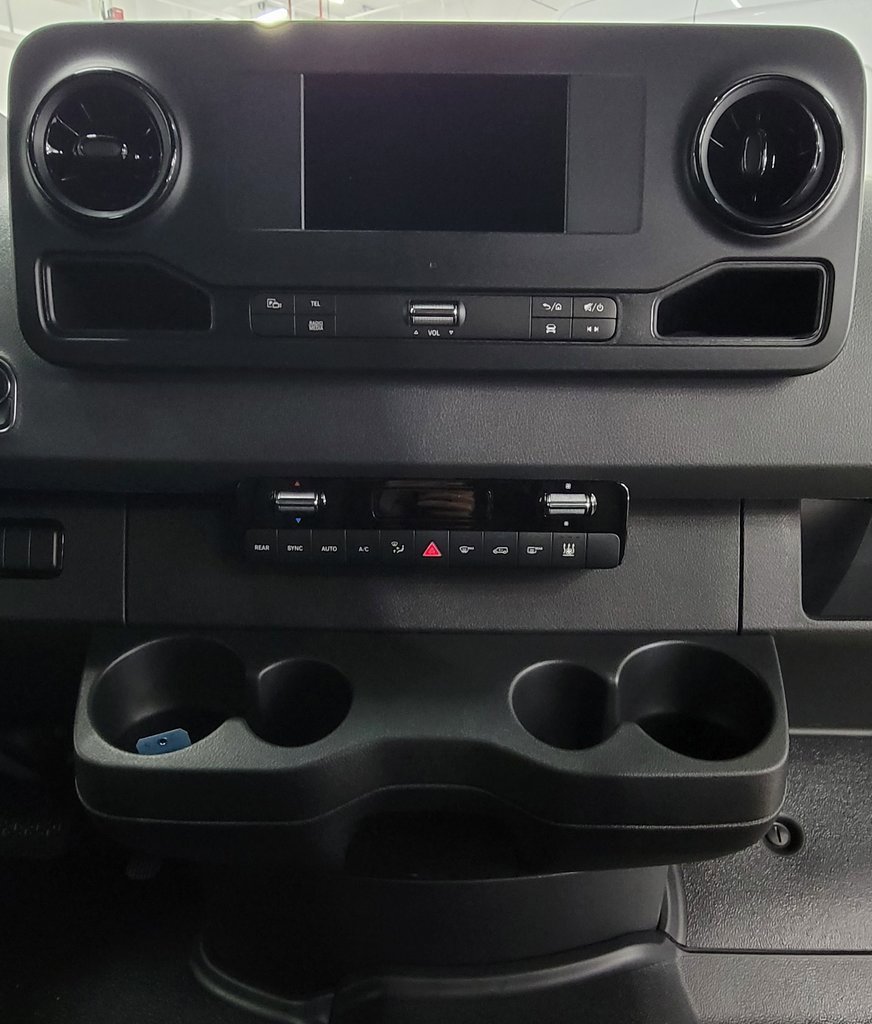 New 2024 Mercedes-Benz Sprinter 2500 image 16