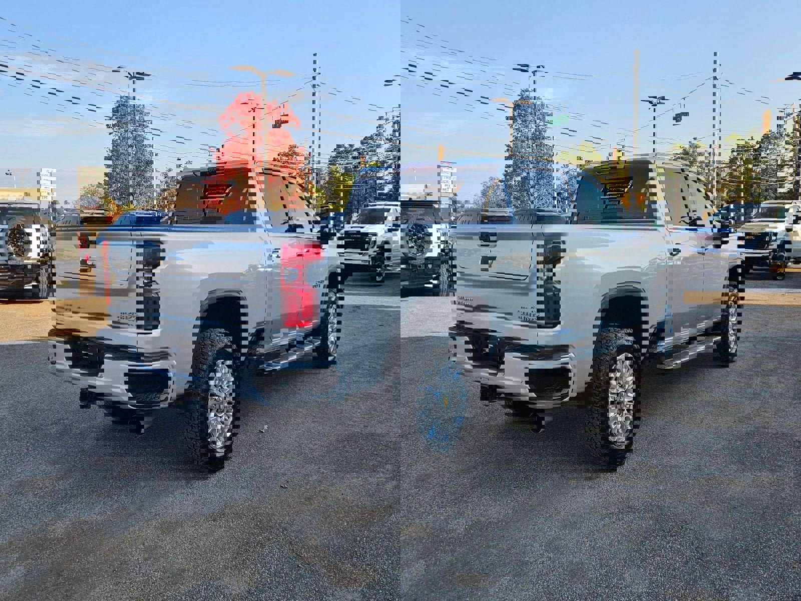 Used 2023 Chevrolet Silverado 2500 High Country image 6