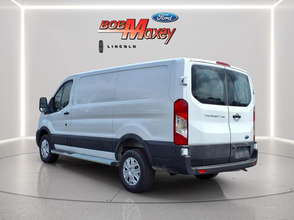 Certified 2025 Ford Transit 250 Low Roof w/ Exterior Upgrade Package RWD image 7