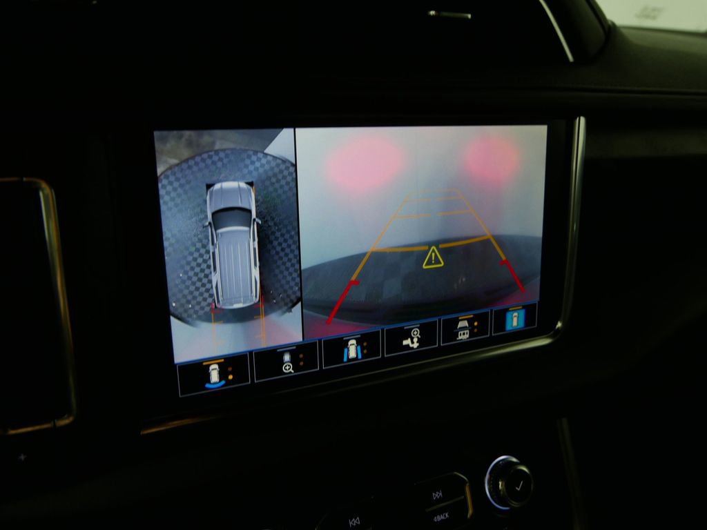 Used 2021 GMC Yukon Denali image 30