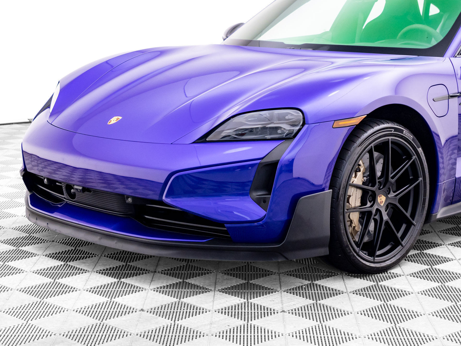 Certified 2025 Porsche Taycan Turbo GT AWD/4WD image 42