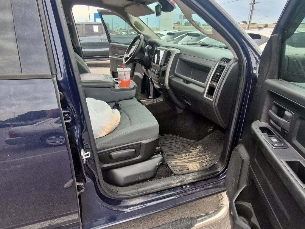 Used 2014 RAM 1500 Express RWD image 11