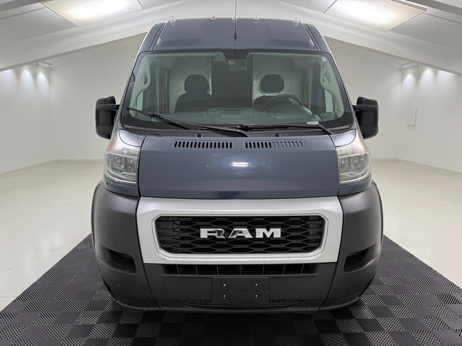 Used 2020 RAM ProMaster 3500 FWD image 2