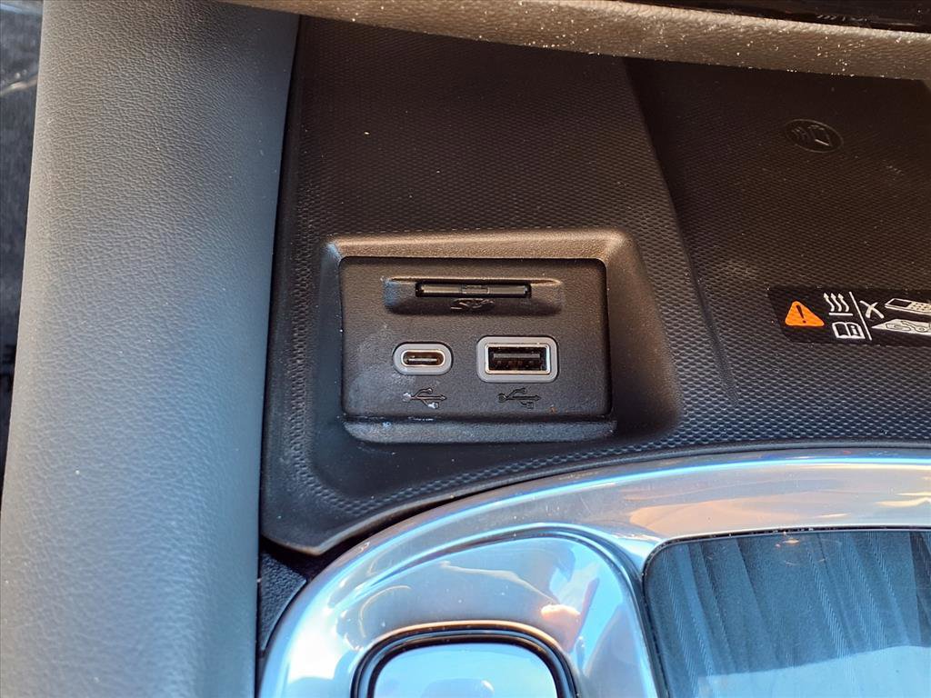 Used 2023 Buick Enclave Premium w/ Experience Buick Package image 8