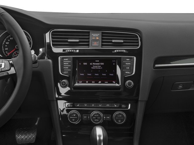 Used 2017 Volkswagen Golf S FWD image 10