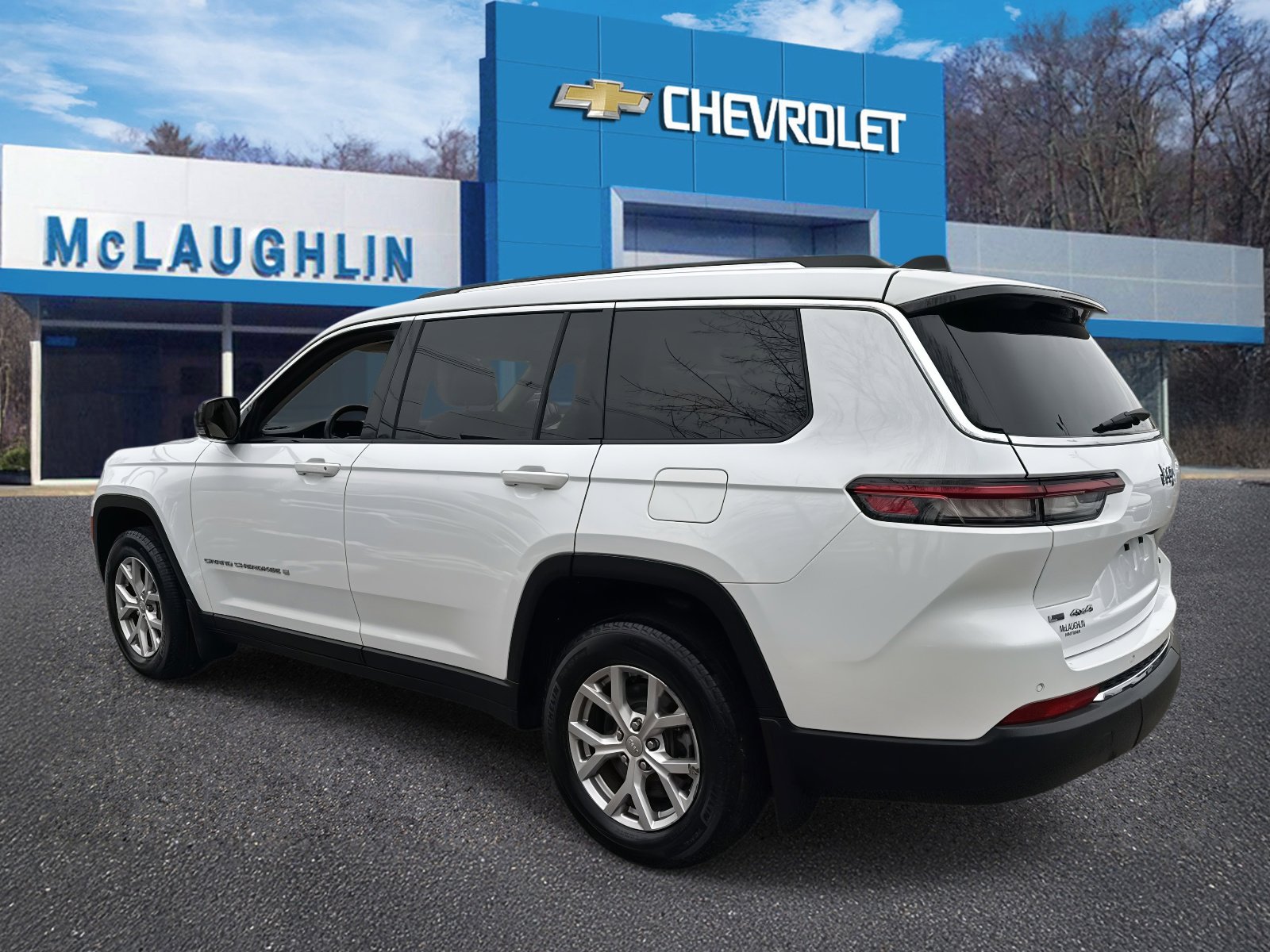 Used 2021 Jeep Grand Cherokee L Limited w/ MOPAR Finishing Package image 2