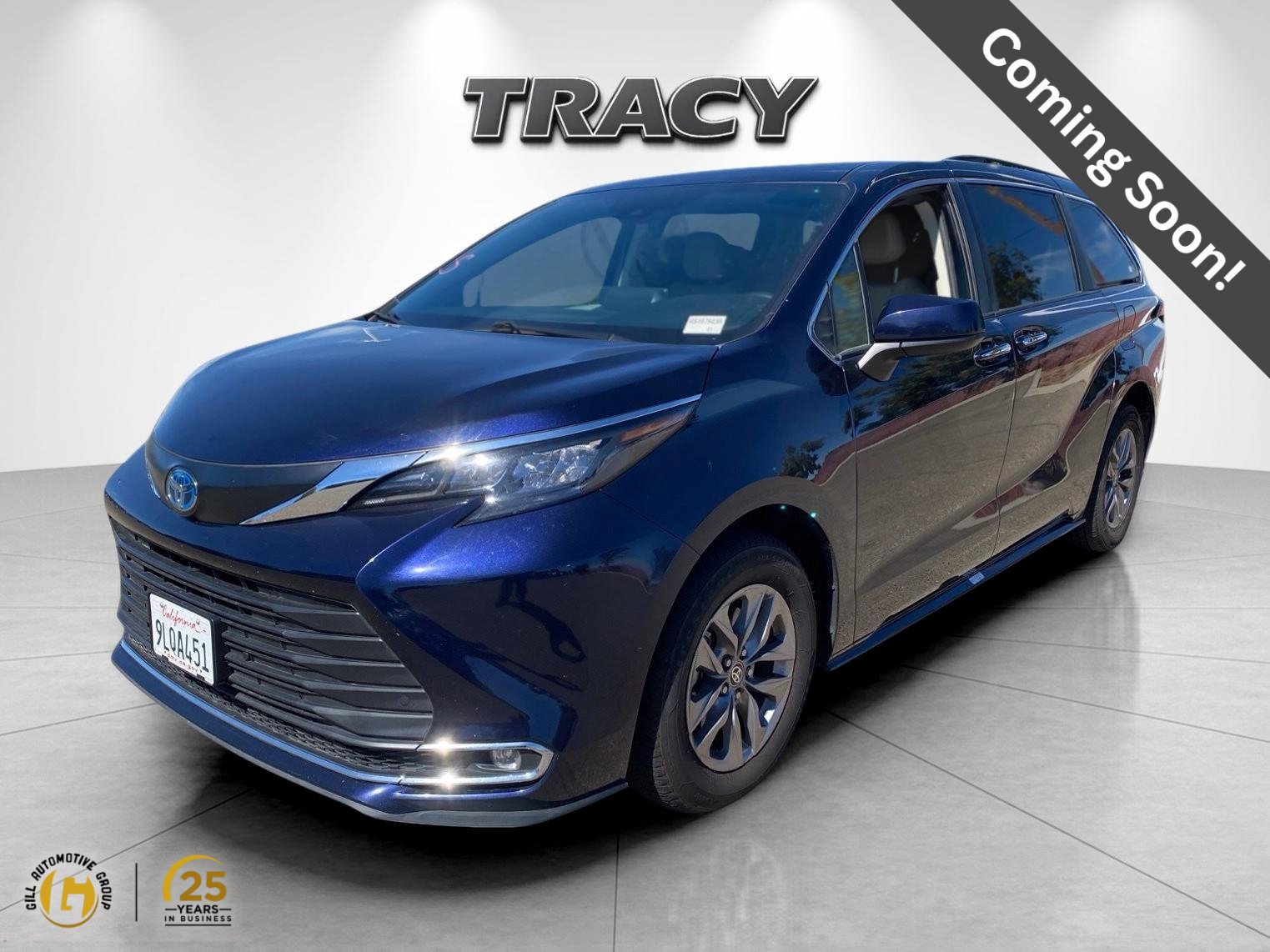 Used 2024 Toyota Sienna XLE