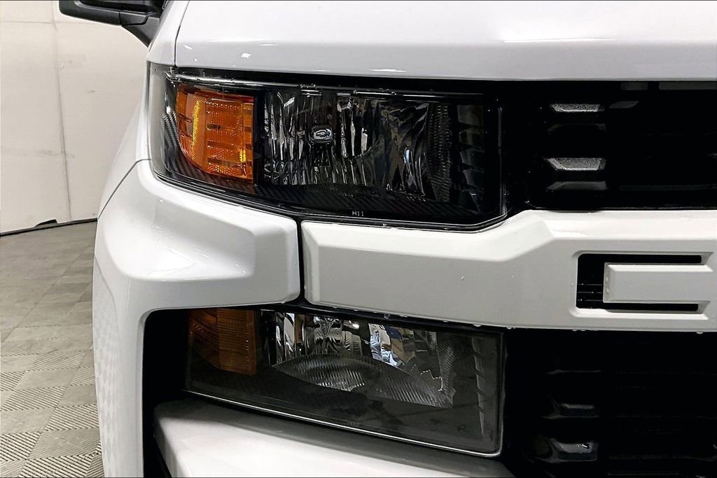 Used 2021 Chevrolet Silverado 1500 Custom image 27