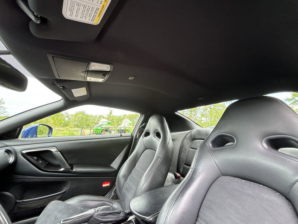 Used 2015 Nissan GT-R Premium AWD/4WD image 16