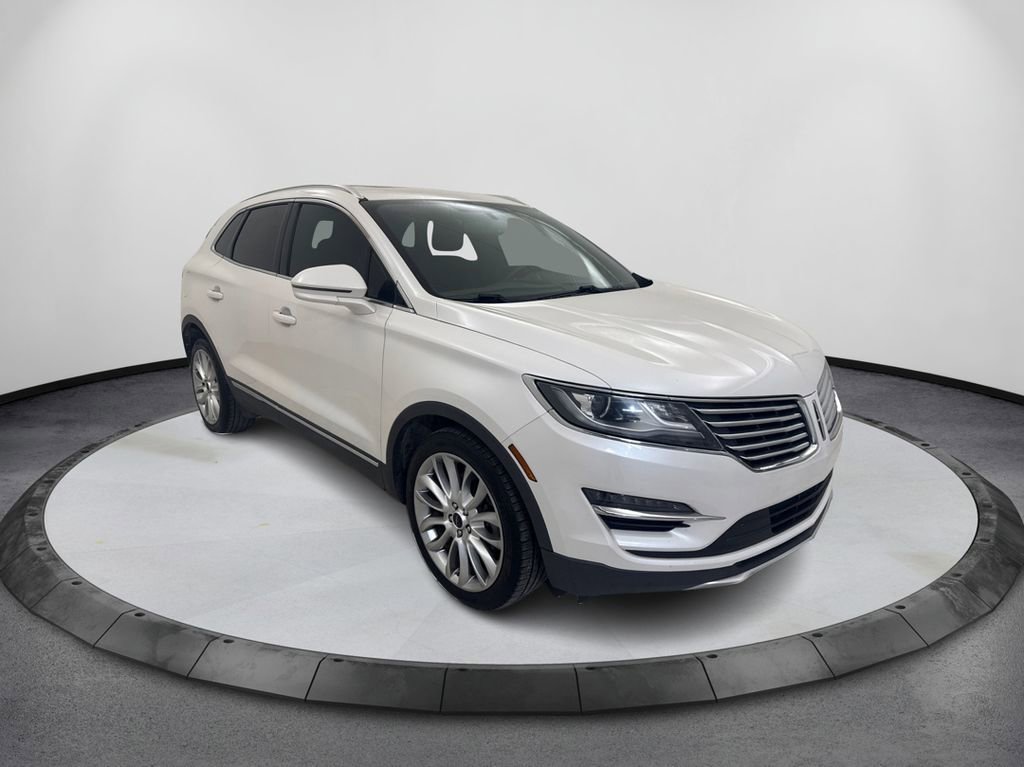 Used 2017 Lincoln MKC Reserve FWD image 3