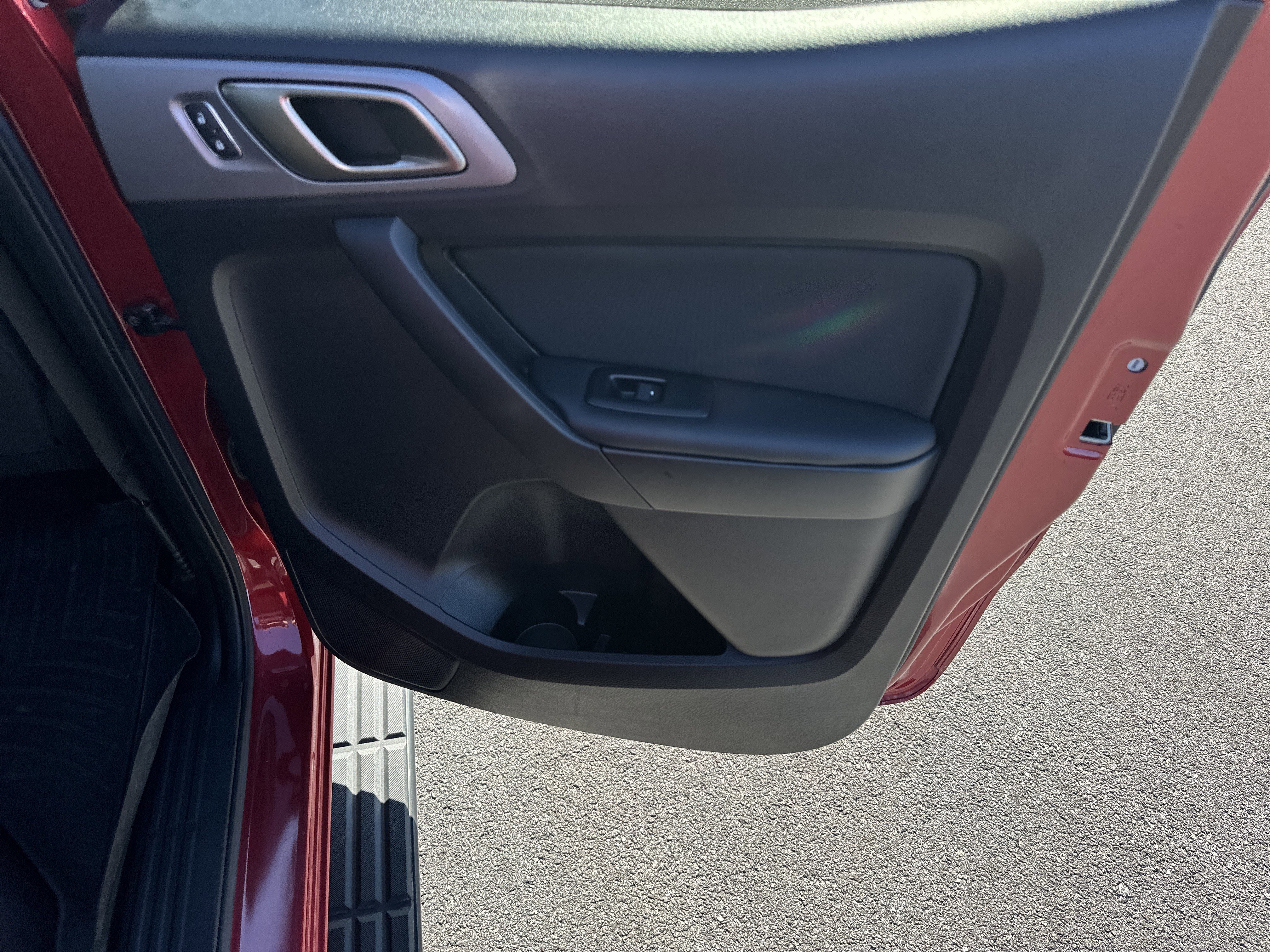 Used 2020 Ford Ranger XLT w/ Equipment Group 301A Mid image 15