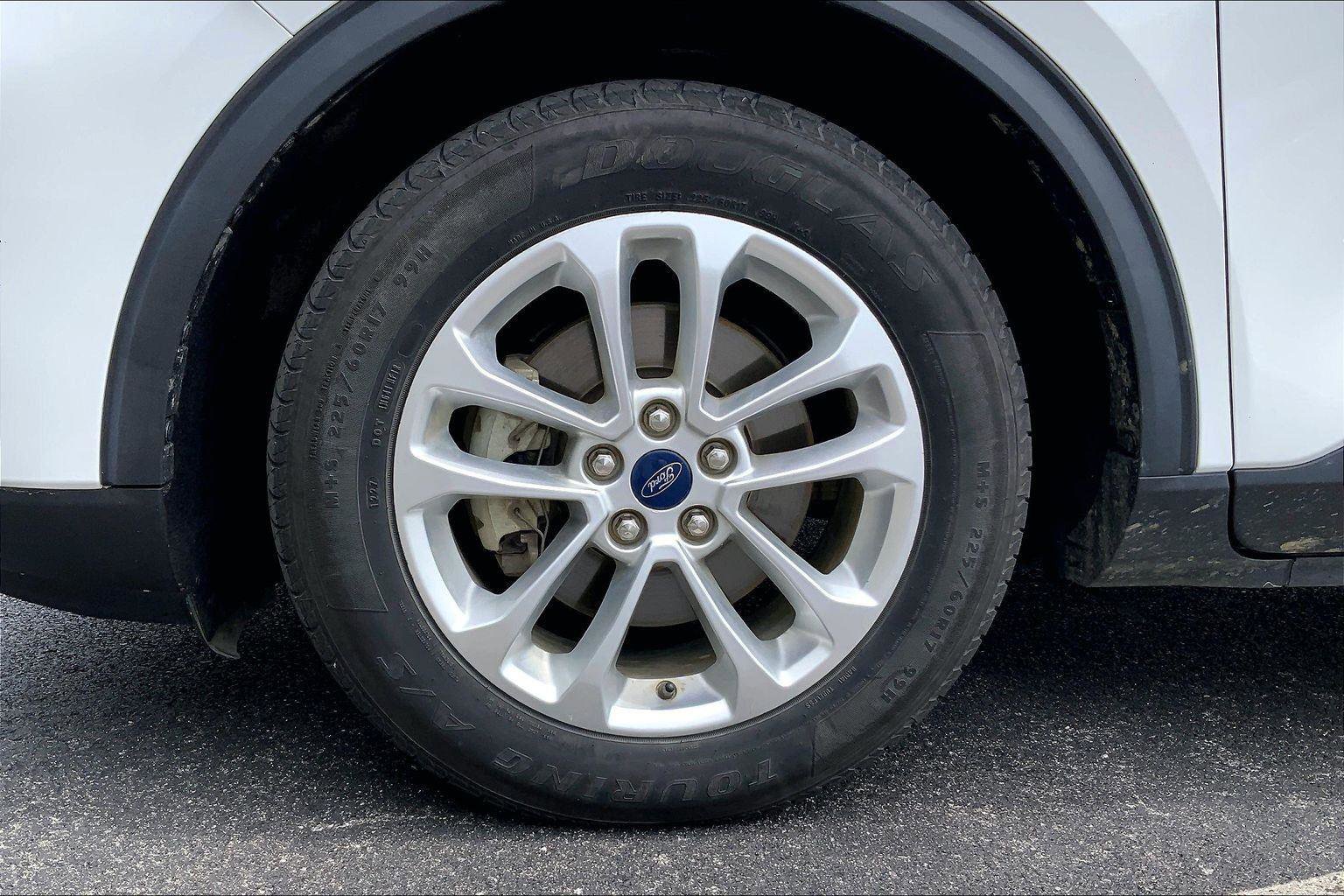 Used 2020 Ford Escape SE FWD image 9