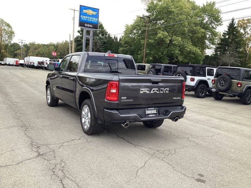 New 2026 RAM 1500 4x4 Crew Cab image 5
