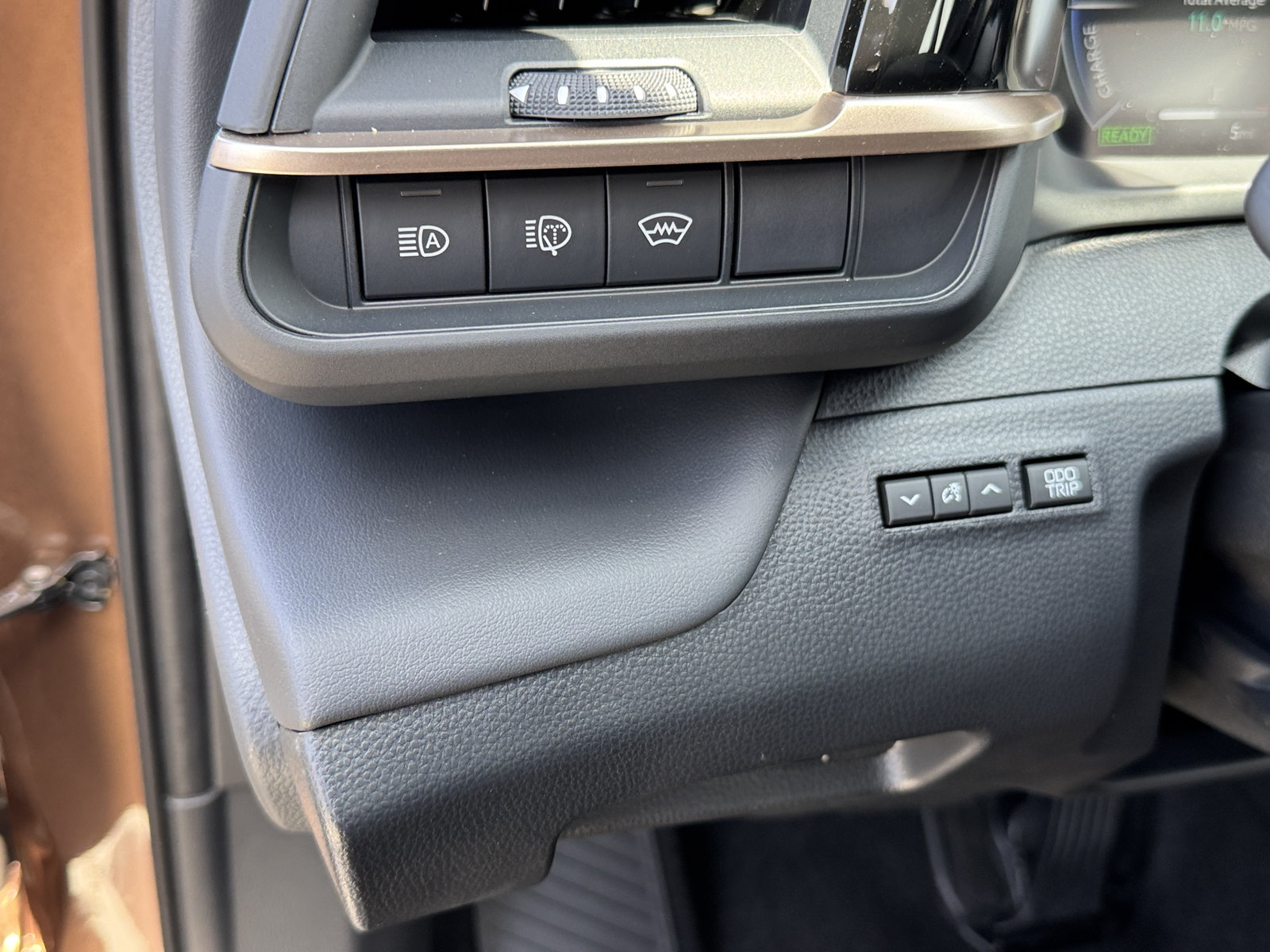 New 2026 Toyota Crown Signia AWD/4WD image 17