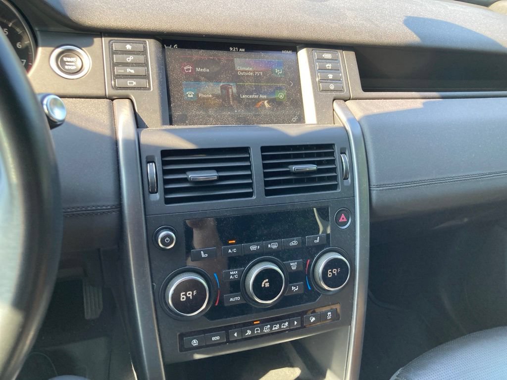 Used 2019 Land Rover Discovery Sport AWD/4WD image 14