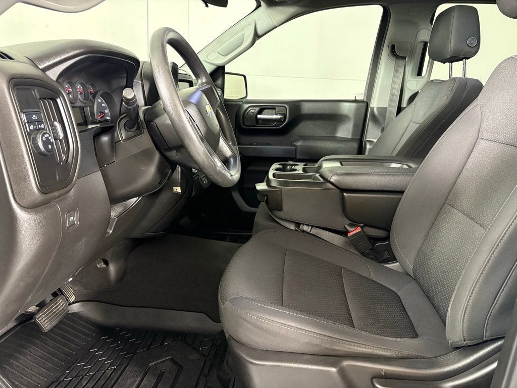 Used 2022 Chevrolet Silverado 1500 Custom image 23