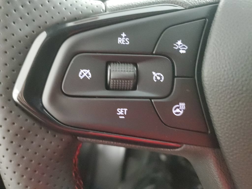 New 2026 Chevrolet Trax RS w/ Driver Confidence Package FWD image 19