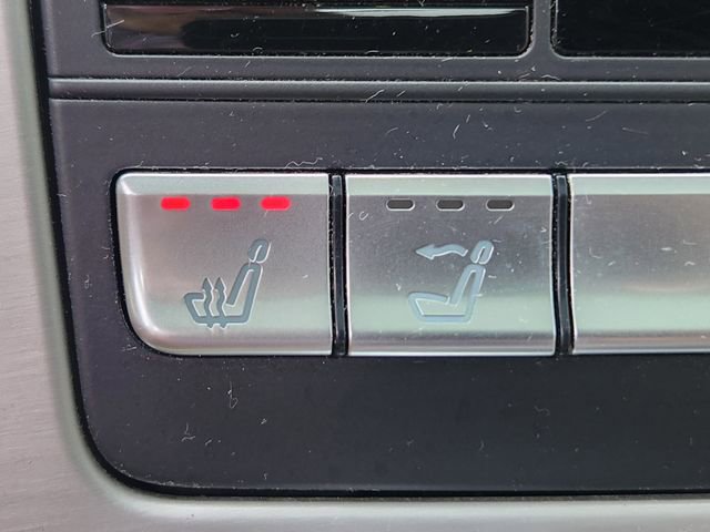 Used 2014 Mercedes-Benz SLK 250 image 26