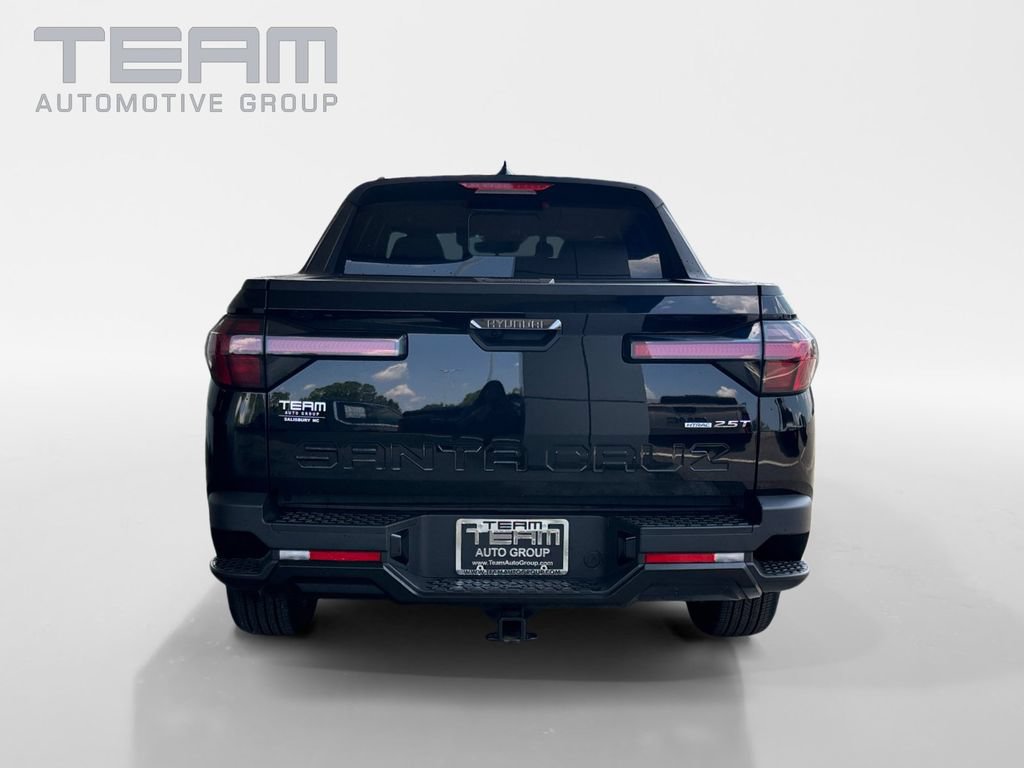 Used 2024 Hyundai Santa Cruz Night AWD/4WD image 5