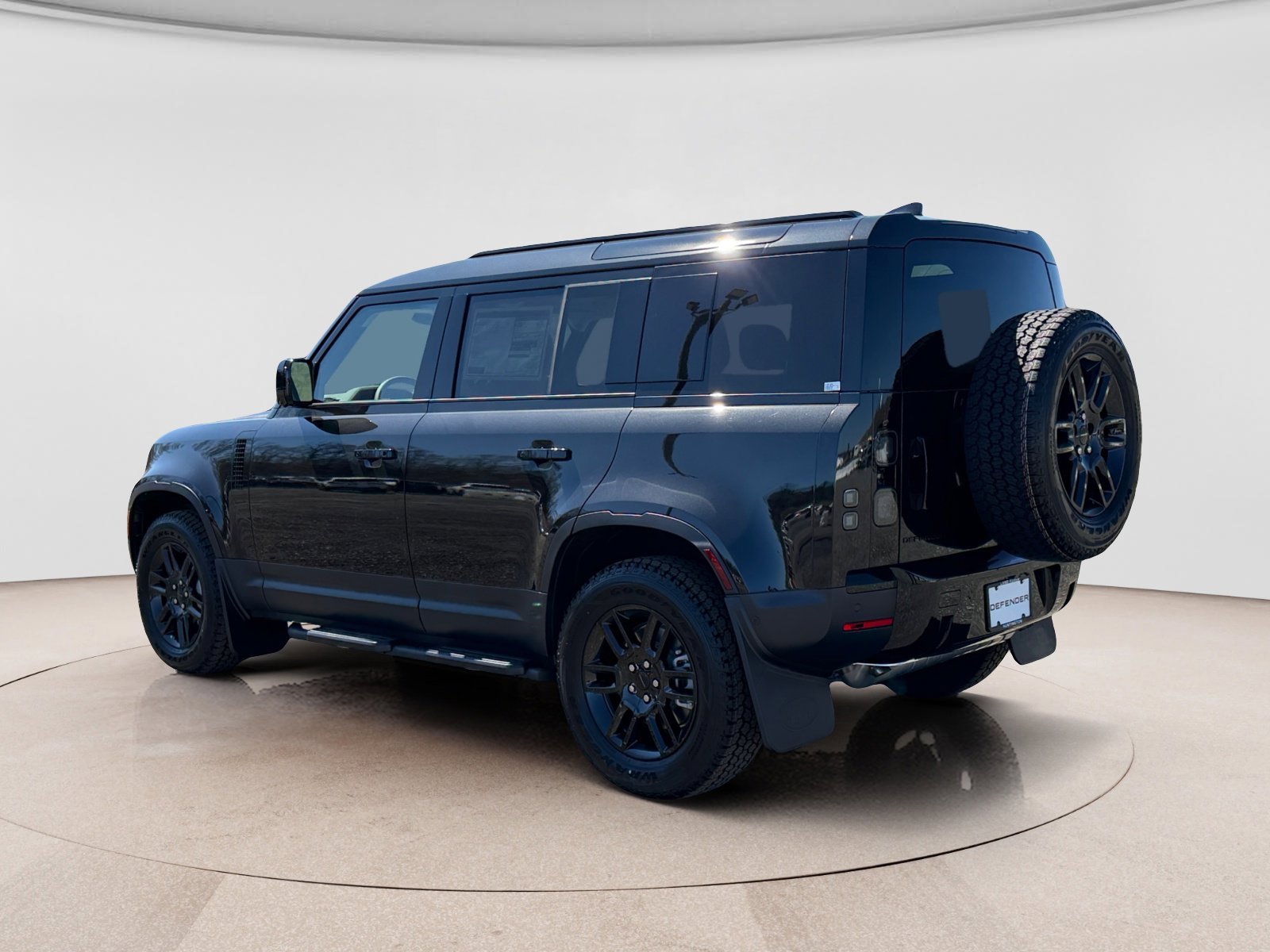 New 2026 Land Rover Defender 110 S AWD/4WD image 3