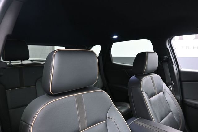 Used 2020 Chevrolet Blazer Premier w/ Driver Confidence II Package FWD image 22