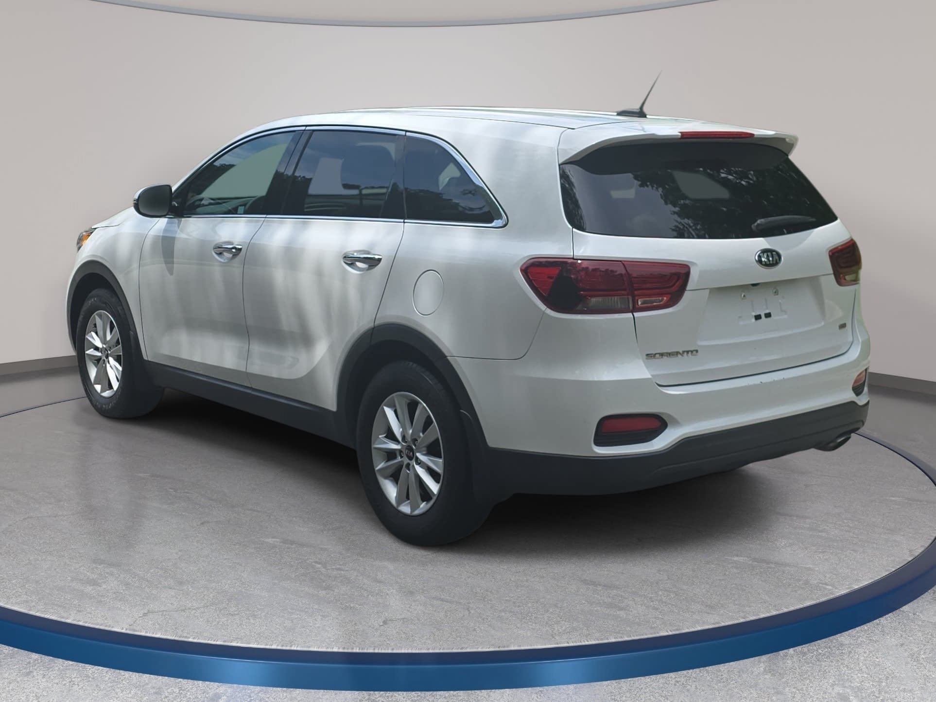 Used 2019 Kia Sorento FWD image 7