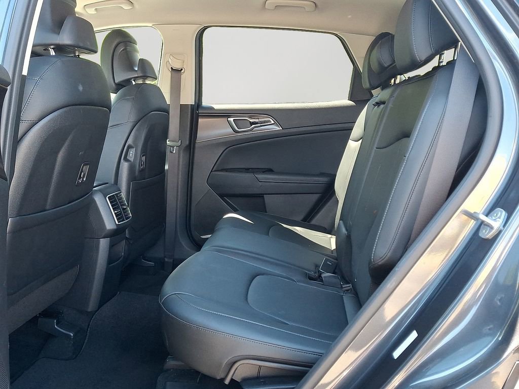 Used 2023 Kia Sportage EX AWD/4WD image 8
