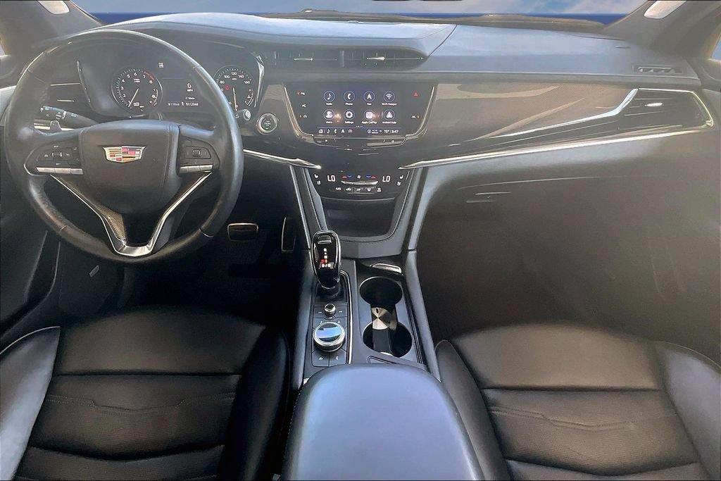 Used 2023 Cadillac XT6 Sport w/ Platinum Package AWD/4WD image 6