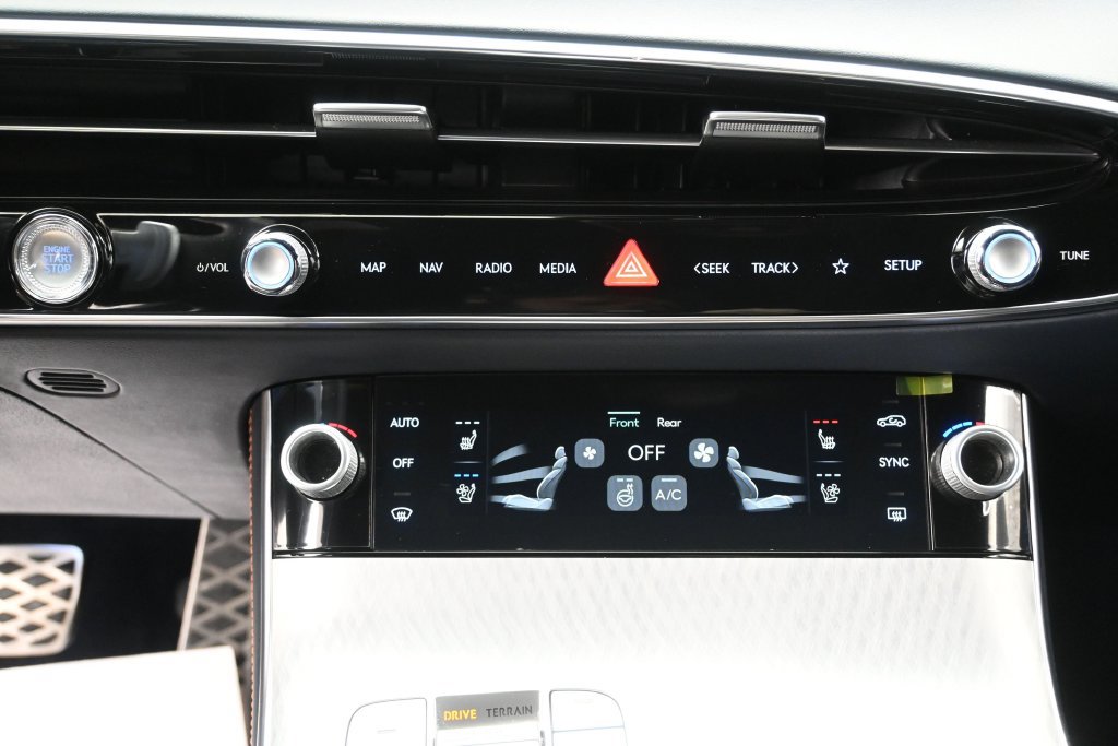 Used 2026 Genesis GV70 2.5T Sport Prestige AWD/4WD image 20