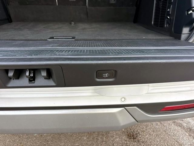 Used 2025 Ford Expedition Max Platinum image 17