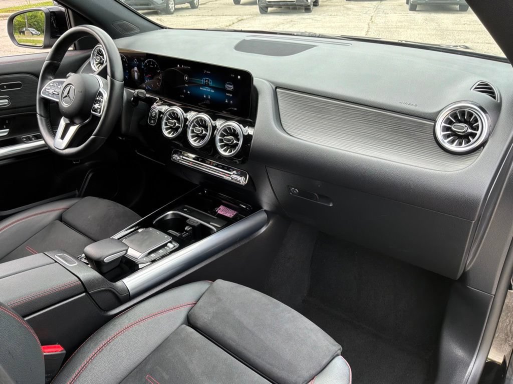 Used 2023 Mercedes-Benz GLA 250 4MATIC image 26