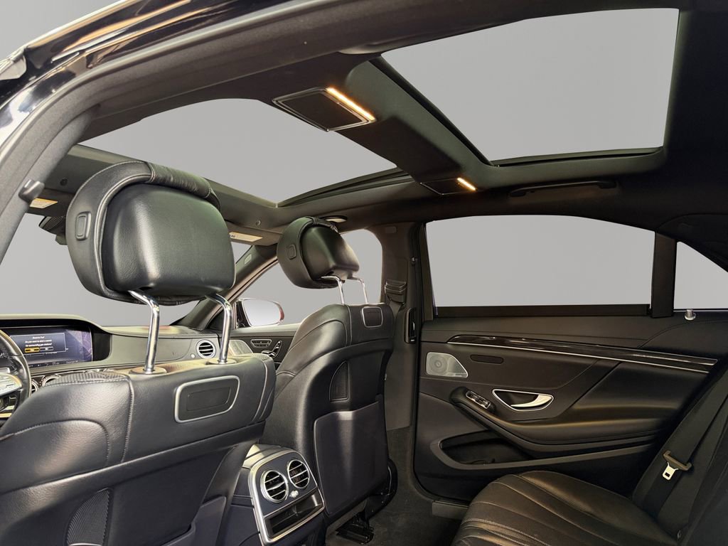 Used 2018 Mercedes-Benz S 450 Sedan image 20