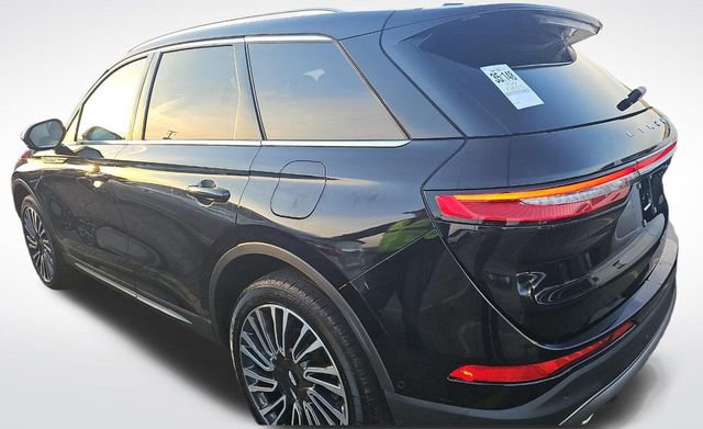 Used 2022 Lincoln Corsair Reserve w/ Equipment Group 201A image 5