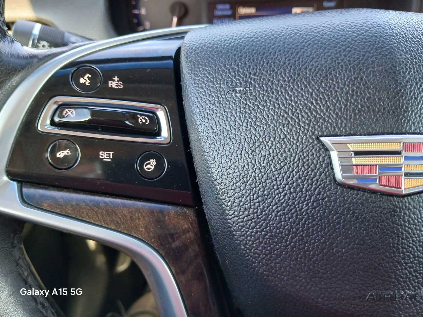 Used 2016 Cadillac XTS Luxury FWD image 7