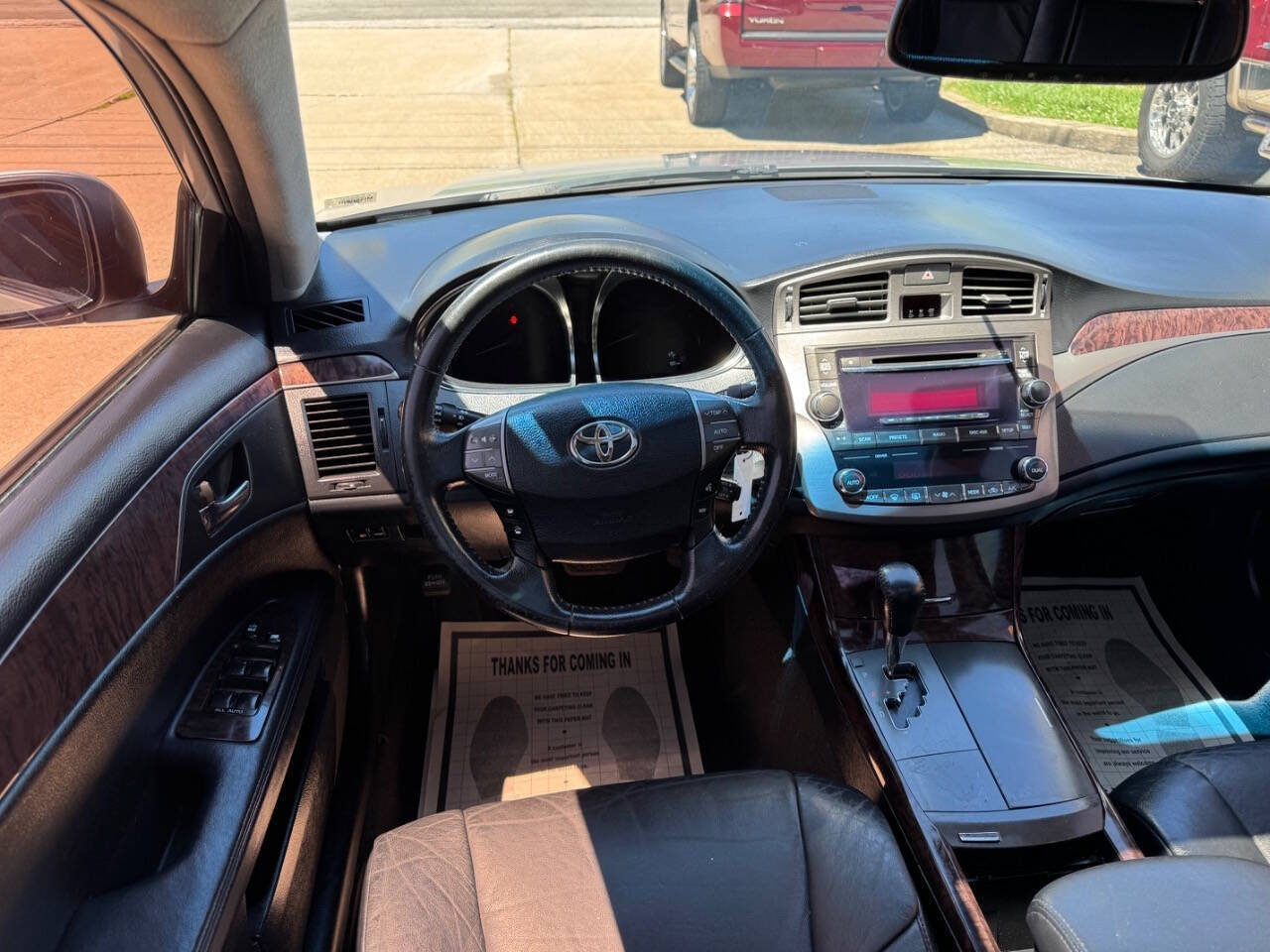 Used 2012 Toyota Avalon FWD image 16