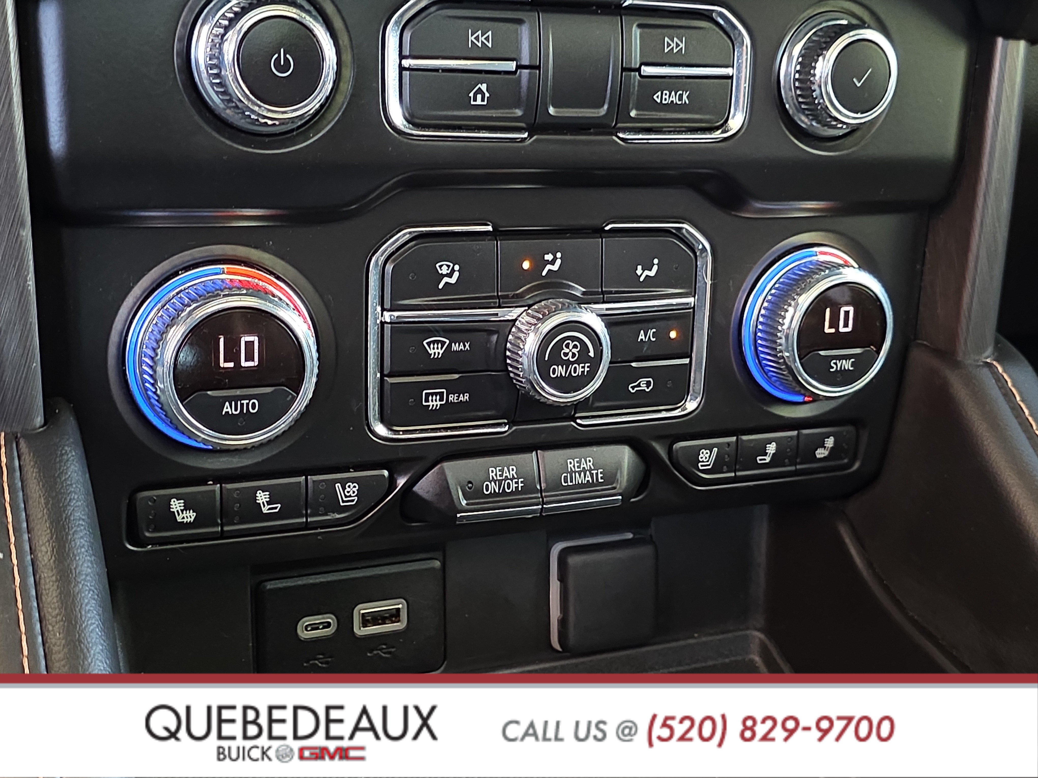 Used 2023 GMC Yukon AT4 w/ Technology Package AWD/4WD image 20