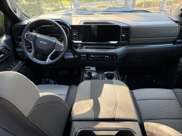 Used 2023 Chevrolet Silverado 1500 ZR2 w/ Technology Package AWD/4WD image 12