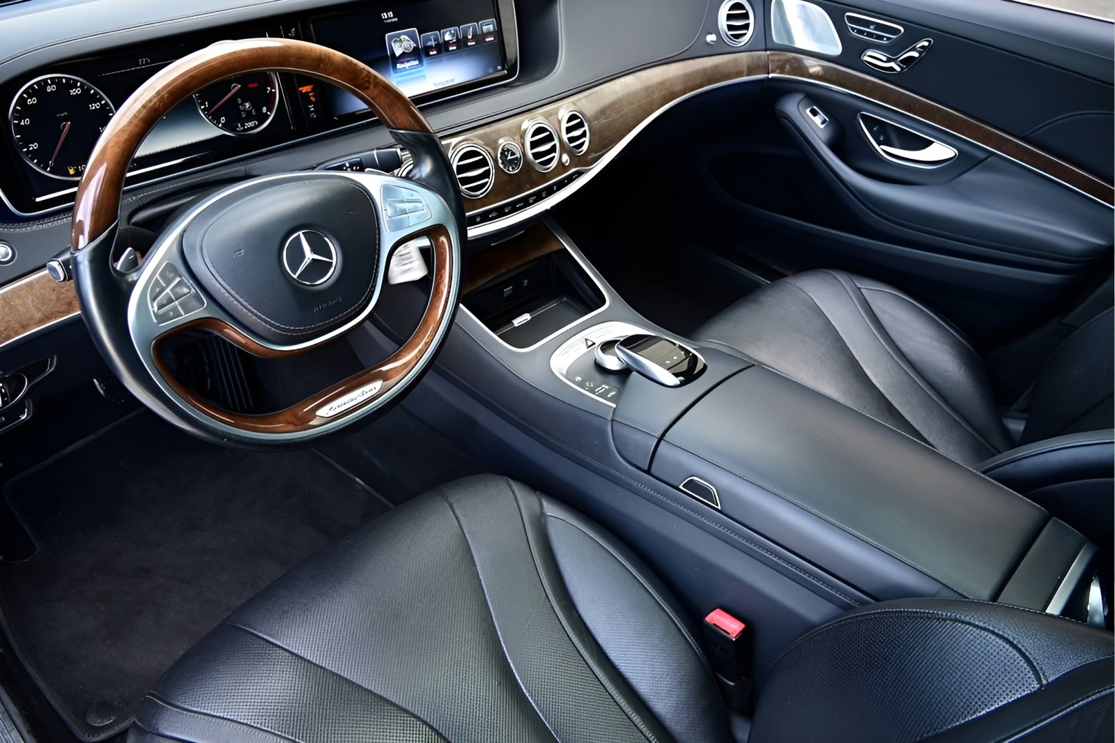 Used 2017 Mercedes-Benz S 550 Sedan image 11