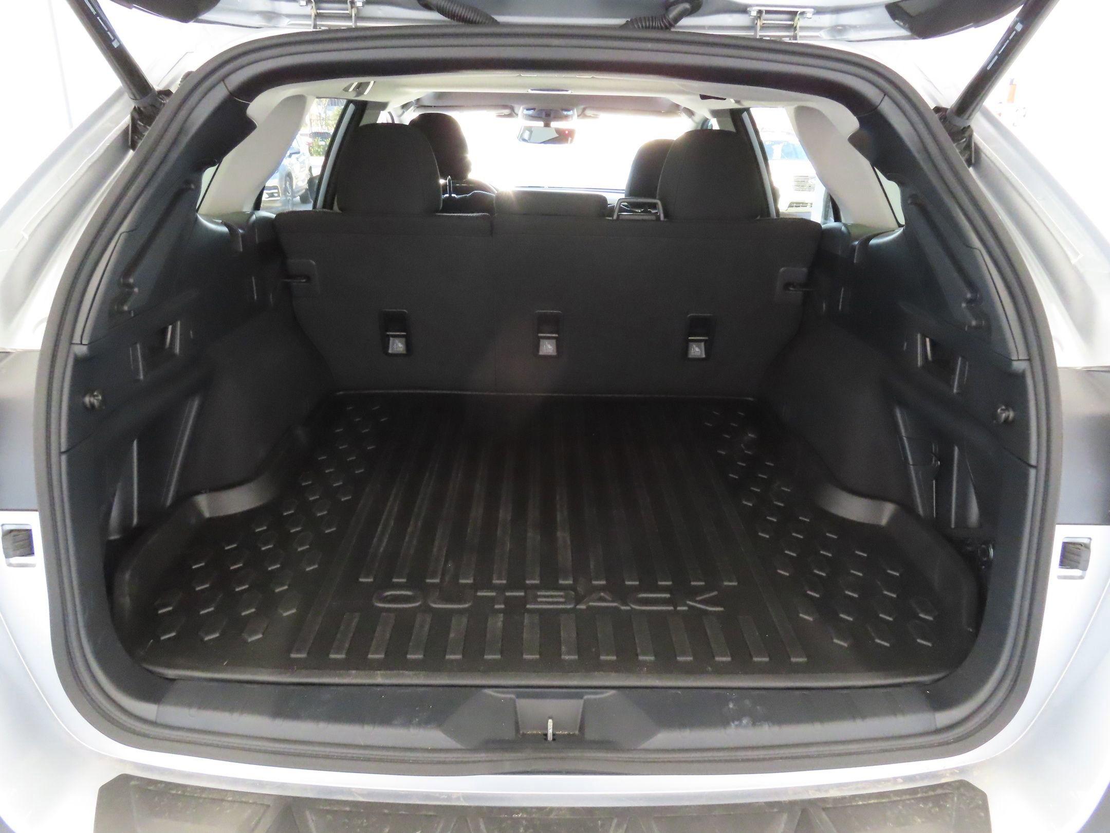 Certified 2025 Subaru Outback Premium AWD/4WD image 26