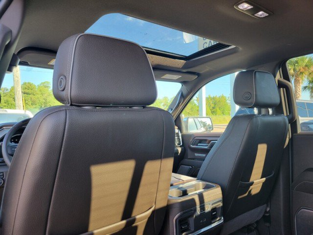 Used 2023 GMC Sierra 1500 Denali RWD image 23