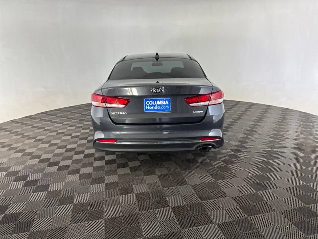 Used 2017 Kia Optima LX w/ Option Group 014 FWD image 8