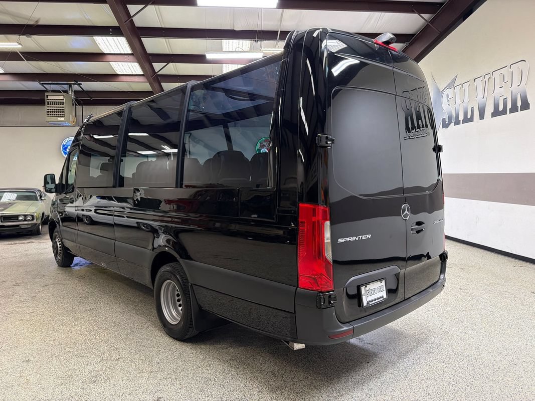 Used 2019 Mercedes-Benz Sprinter 170 Cargo image 5